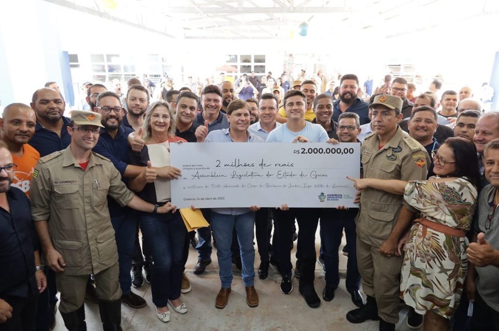Bruno Peixoto destina R$ 4 milhões para construção de unidades do Corpo de Bombeiros em Novo Gama e Luziânia