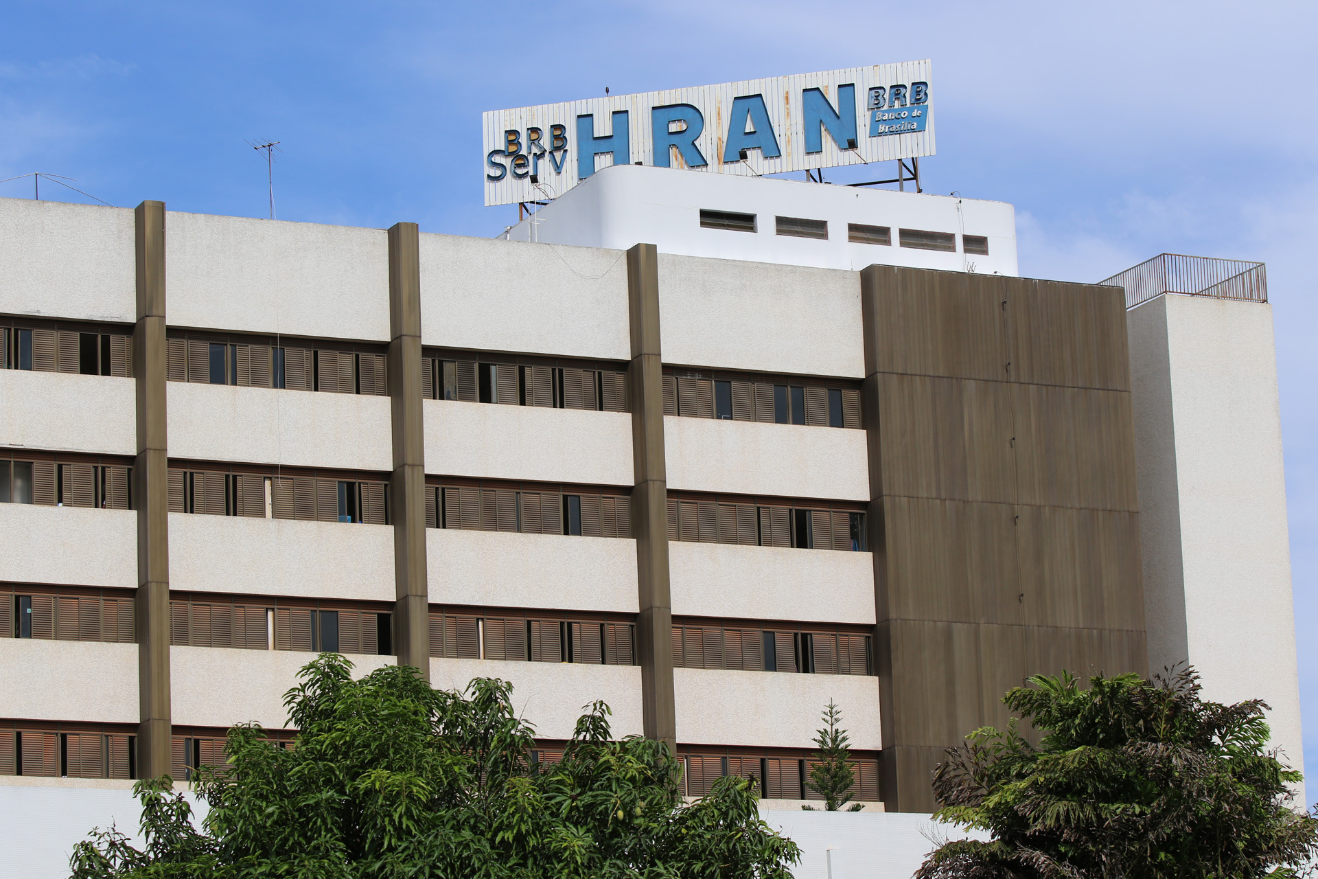 O Hospital Regional da Asa Norte - HRAN - disponibiliza telefones de contatos de suas unidades hospitalares.
