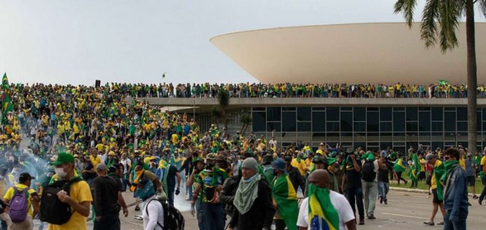 8 de janeiro: Um chamado aos poderes: “Saiam às ruas, ministro Gilmar”, Alexandre de Moraes, Lira, Pacheco e Lula