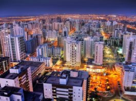 Análise Epidemiológica de HIV e AIDS no Distrito Federal: Águas Claras Registra Proporção Elevada de Casos