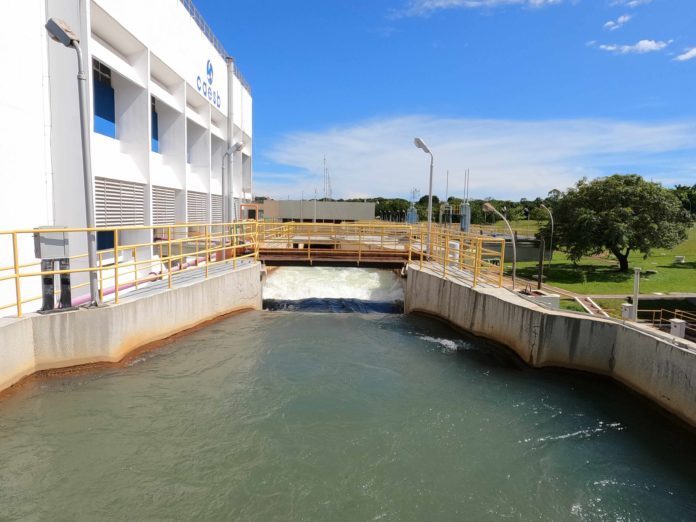 União, GDF, Banco do Brasil e BRB assinam contrato de contragarantia para empréstimo de US$ 100 milhões a Caesb União, GDF, Banco do Brasil e BRB assinam contrato de contragarantia para empréstimo de US$ 100 milhões a Caesb