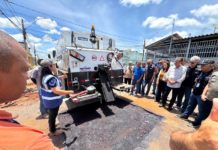 Novacap moderniza serviço de tapa-buraco com seis caminhões de caçamba térmica
