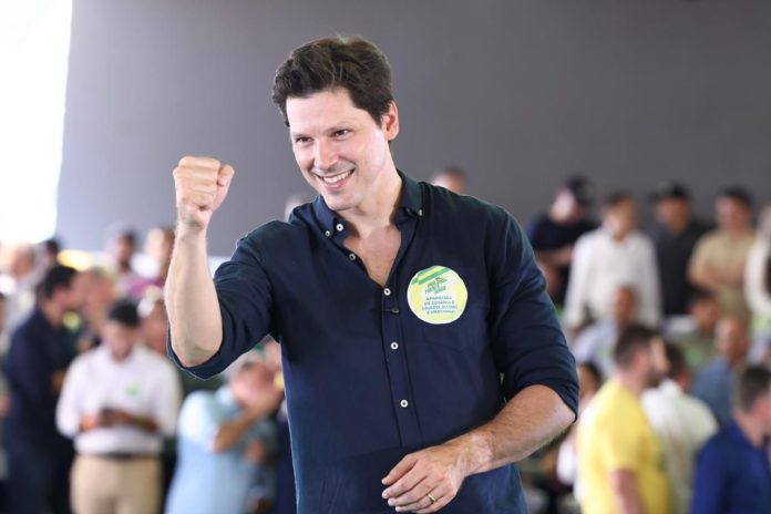 Em Luziânia, lideranças comemoram avanços no Entorno e reforçam importância da reeleição de Daniel Vilela