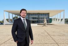 Não vos enganeis: Daniel Vorcaro corrompeu direita, esquerda e o STF